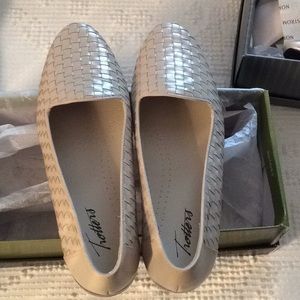 Trotters leather shoes